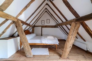 Photo 7- click for photo gallery